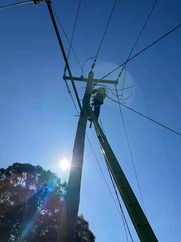 Baycoast Electrical & Control Solutions - Replacement of 9.5 Metre Electrical Pole